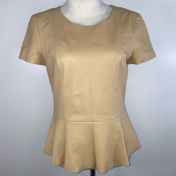 DKNY 100% lambs skin peplum short sleeve top size 6 tan - Picture 2 of 11
